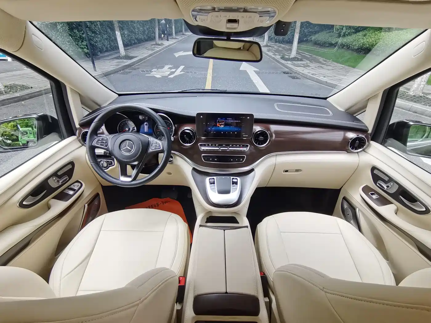 Mercedes-Benz V-Class 2022 V 260 Prestige Edition фото 19
