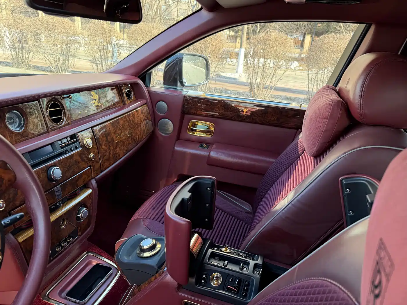 Rolls-Royce Phantom фото 6