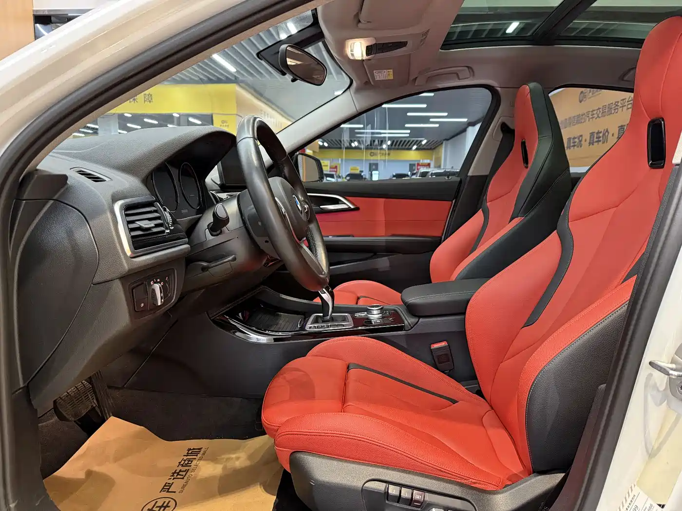 BMW 1 Series 2022 125i M Sport Shadow Edition фото 9