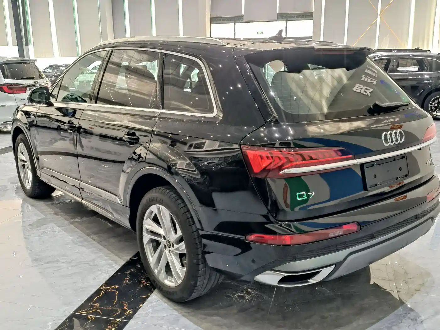 AUDI Q7