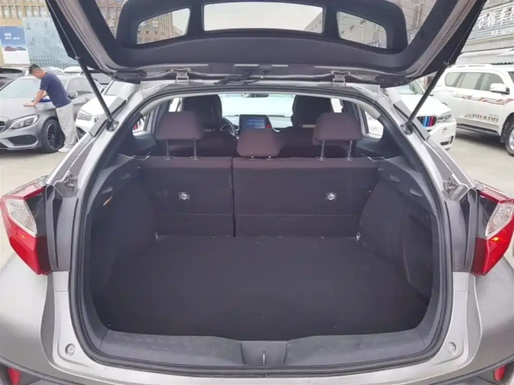 Toyota IZOA 2021 2.0L Yichi Edition фото 19