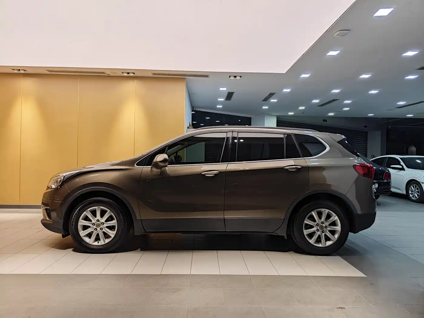 Buick Envision Plus 2018 20T 2WD Leading фото 6