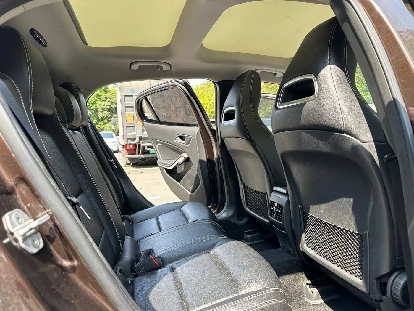 Mercedes-Benz GLA 2016 GLA 200 Dynamic фото 14