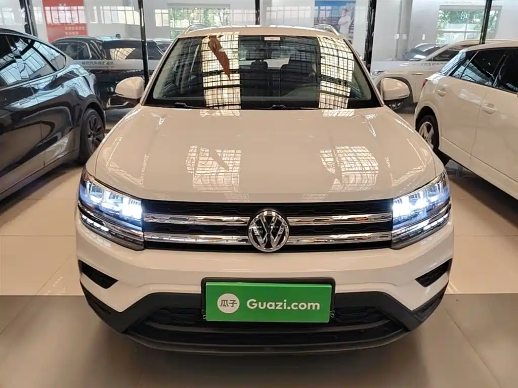 Volkswagen Tharu 2020 280TSI 2WD Trend Edition China VI фото 3