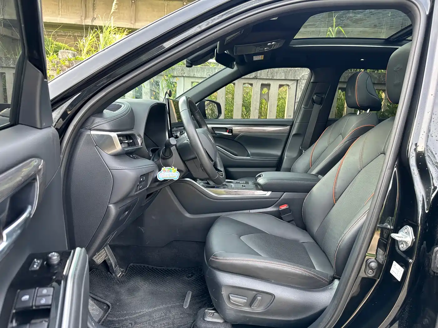 Toyota Crown Kluger 2024 2.5L HEV 4WD Premium Edition фото 4