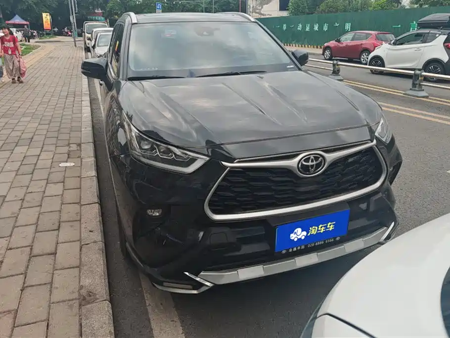 Toyota Highlander 2024 380T AWD Luxury 7-Seater фото 2