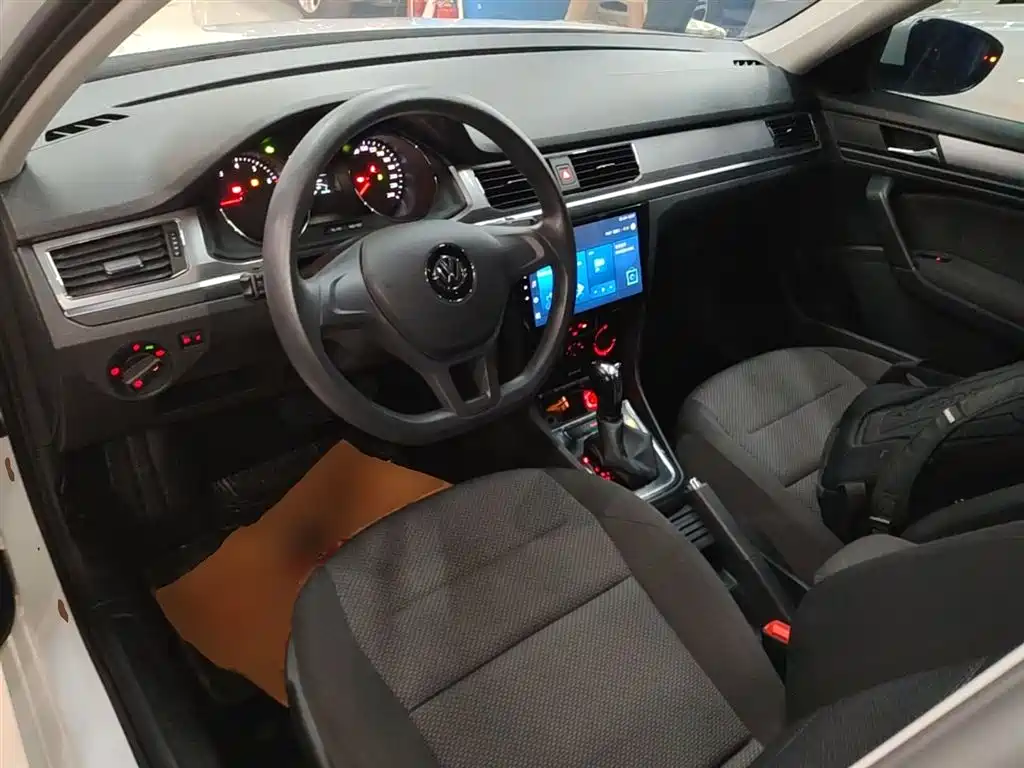 Volkswagen Bora 2019 Facelift Bora Legend 1.5L Automatic Fashion Type China VI фото 10