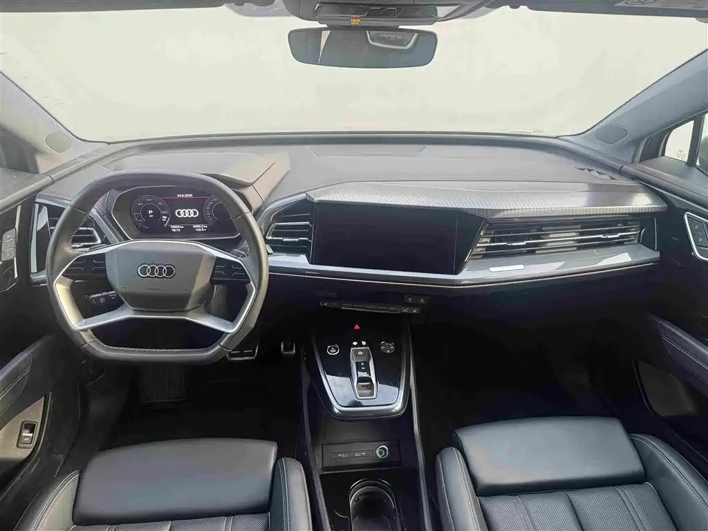 Audi Q4 e-tron 2025 2024 40 e-tron Creation Edition