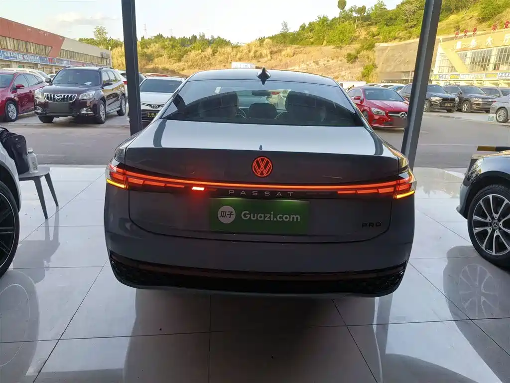 Volkswagen Passat 2025 Model Pro 380TSI Starlight Dragon Premium Edition фото 6