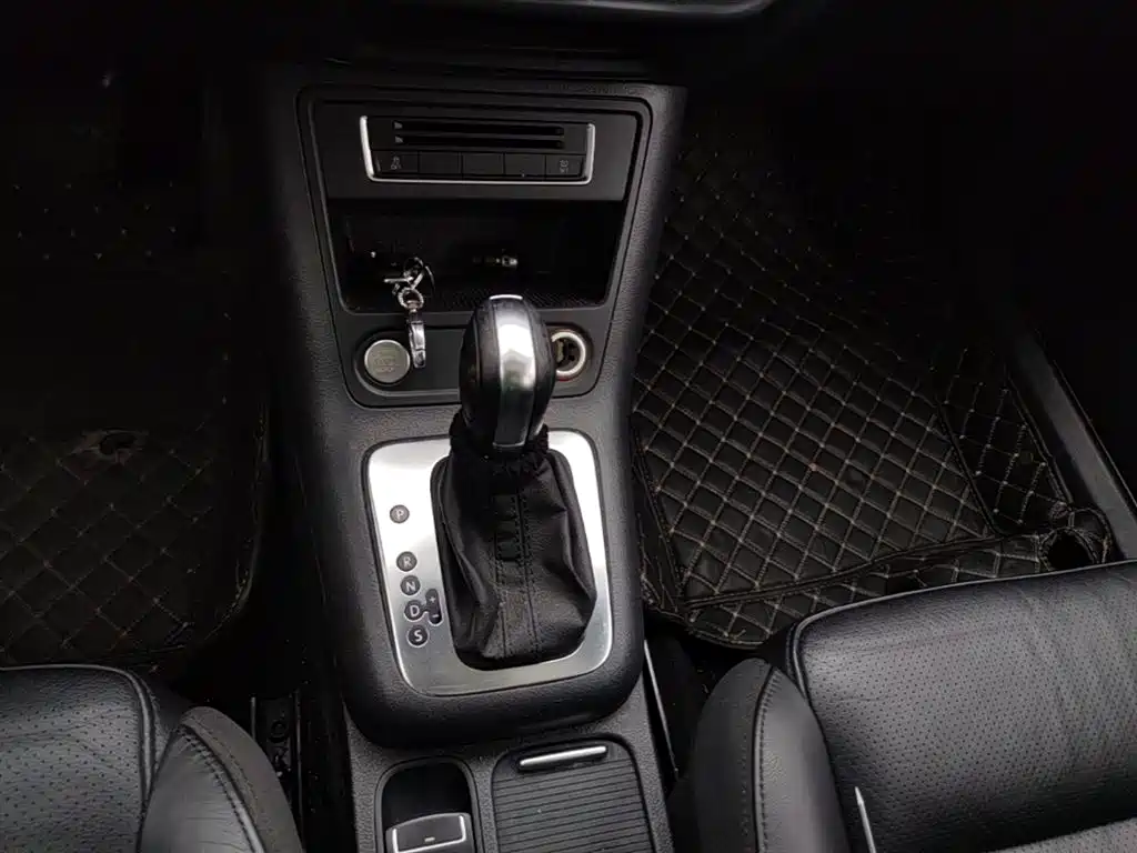 Volkswagen Tiguan 2015 1.8TSI Automatic 2WD Highline фото 14