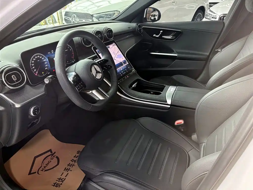 Mercedes-Benz C-Class 2023 Facelift C 200 L Sport Edition фото 7