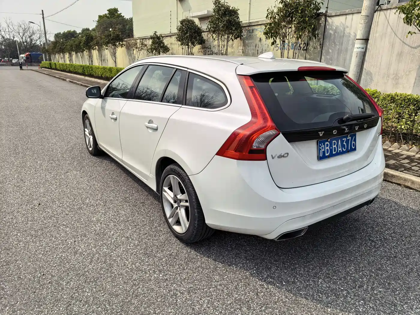 Фото 9 - Volvo V60