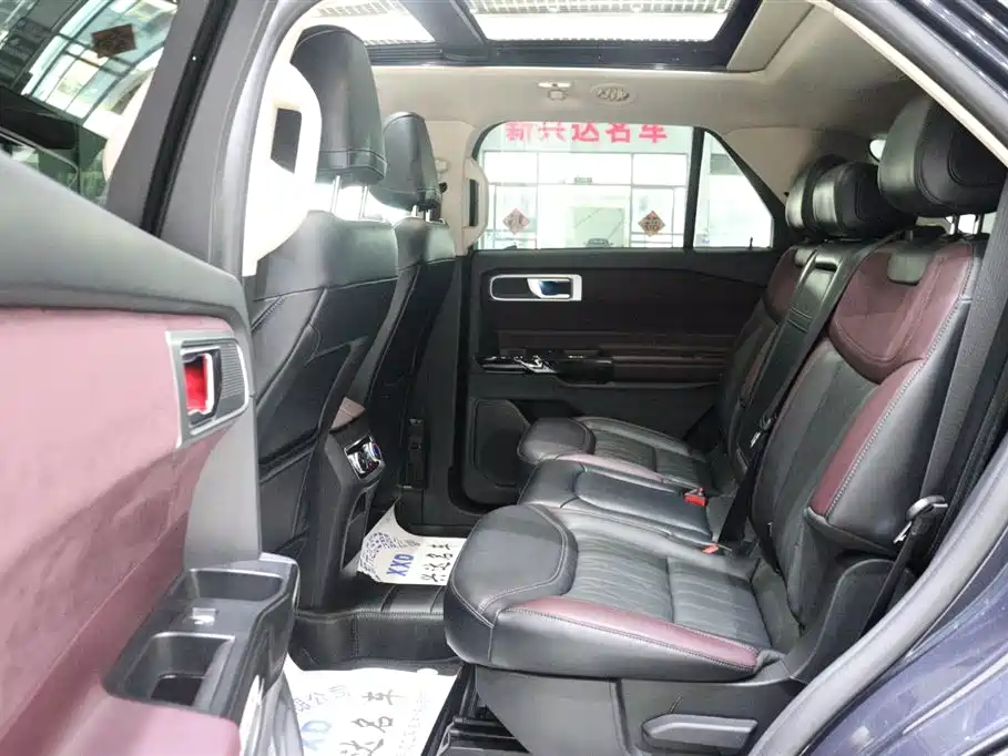 FORD EXPLORER