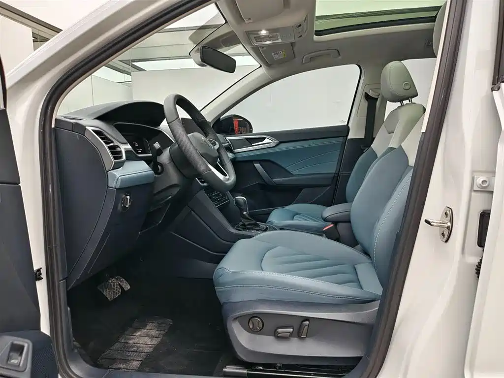 Volkswagen Tharu 2024 300TSI 2WD Moon Premium Edition фото 8