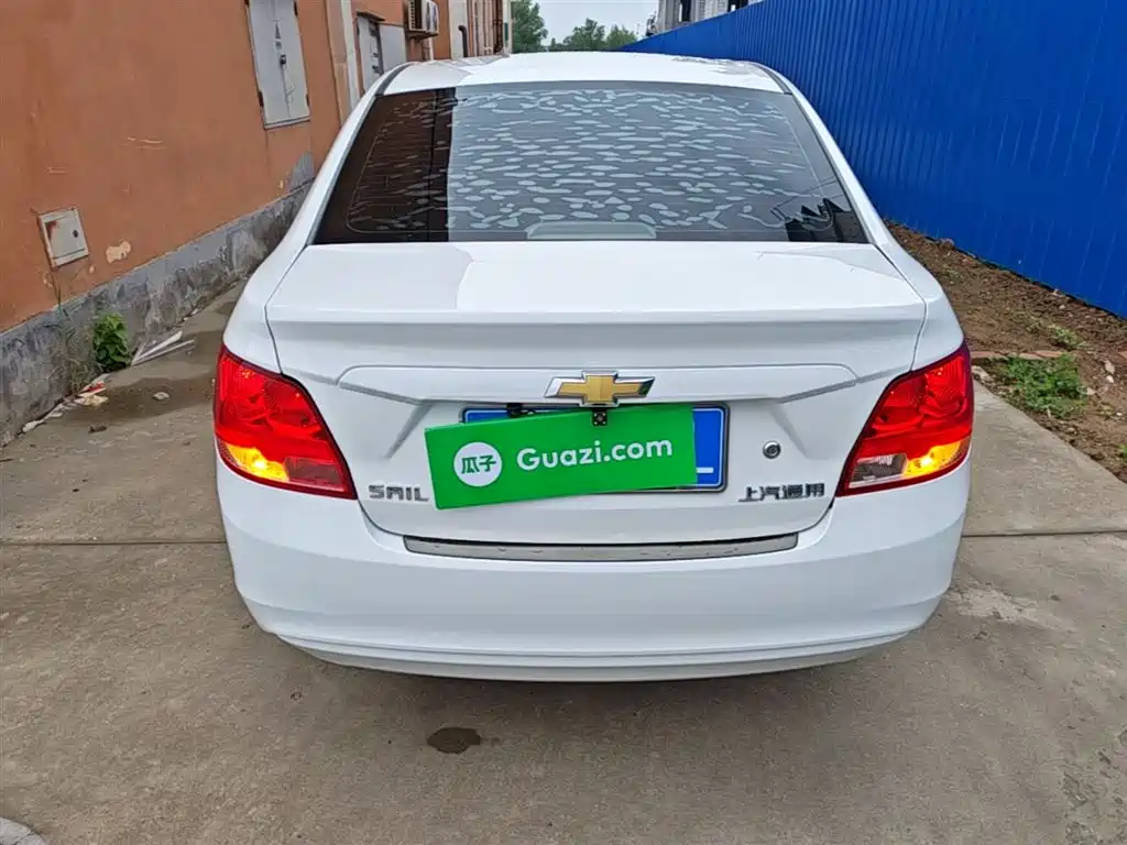 Chevrolet Sail 2018 Sail 3 1.3L Manual Comfort Sunroof фото 6