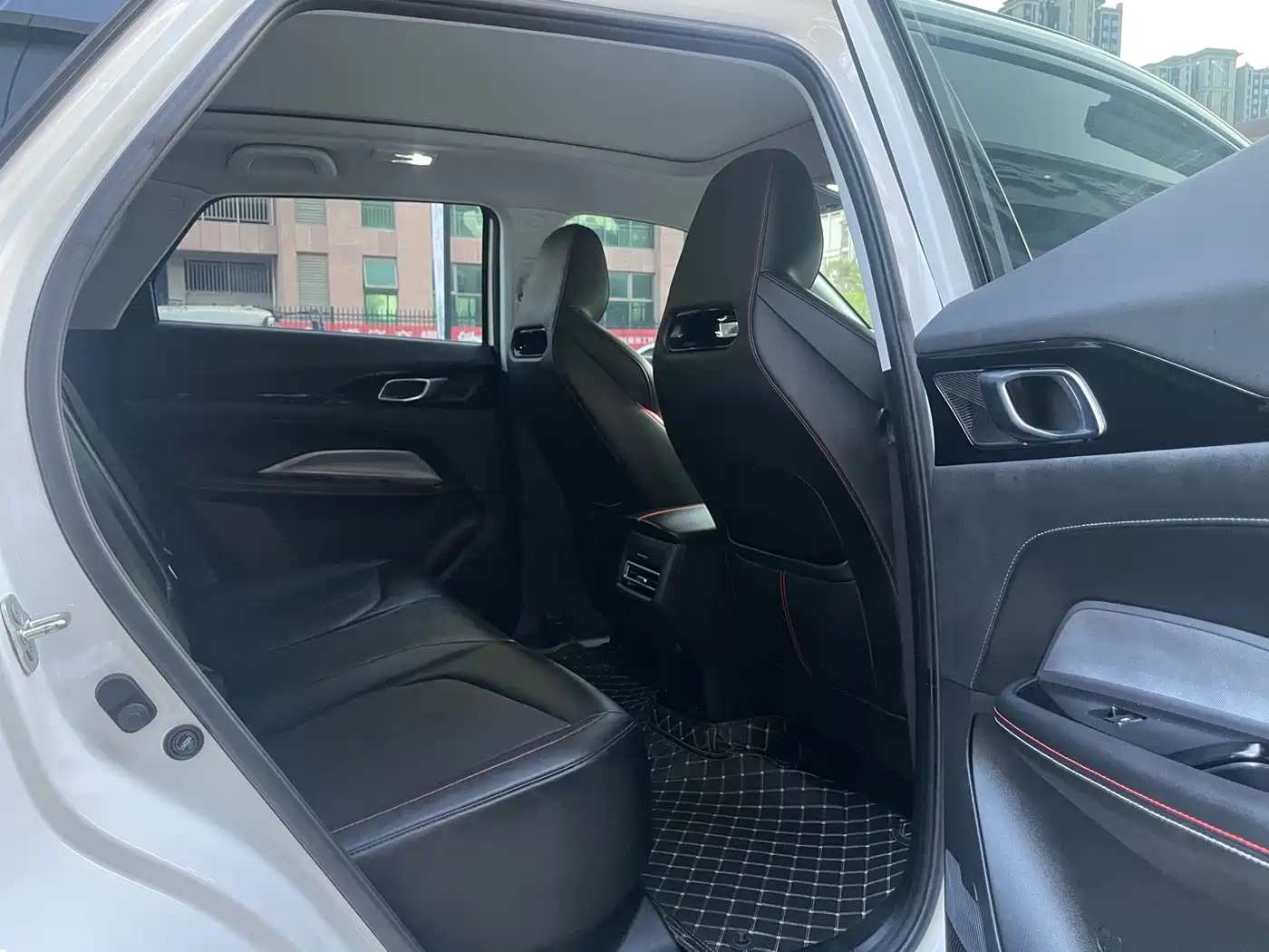 CHANGAN CHANGAN AUCHAN Z6