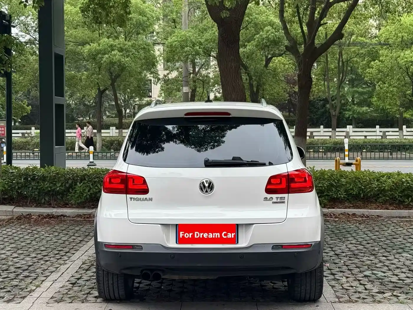Volkswagen Tiguan 2014 2.0TSI Exclusive Edition фото 7