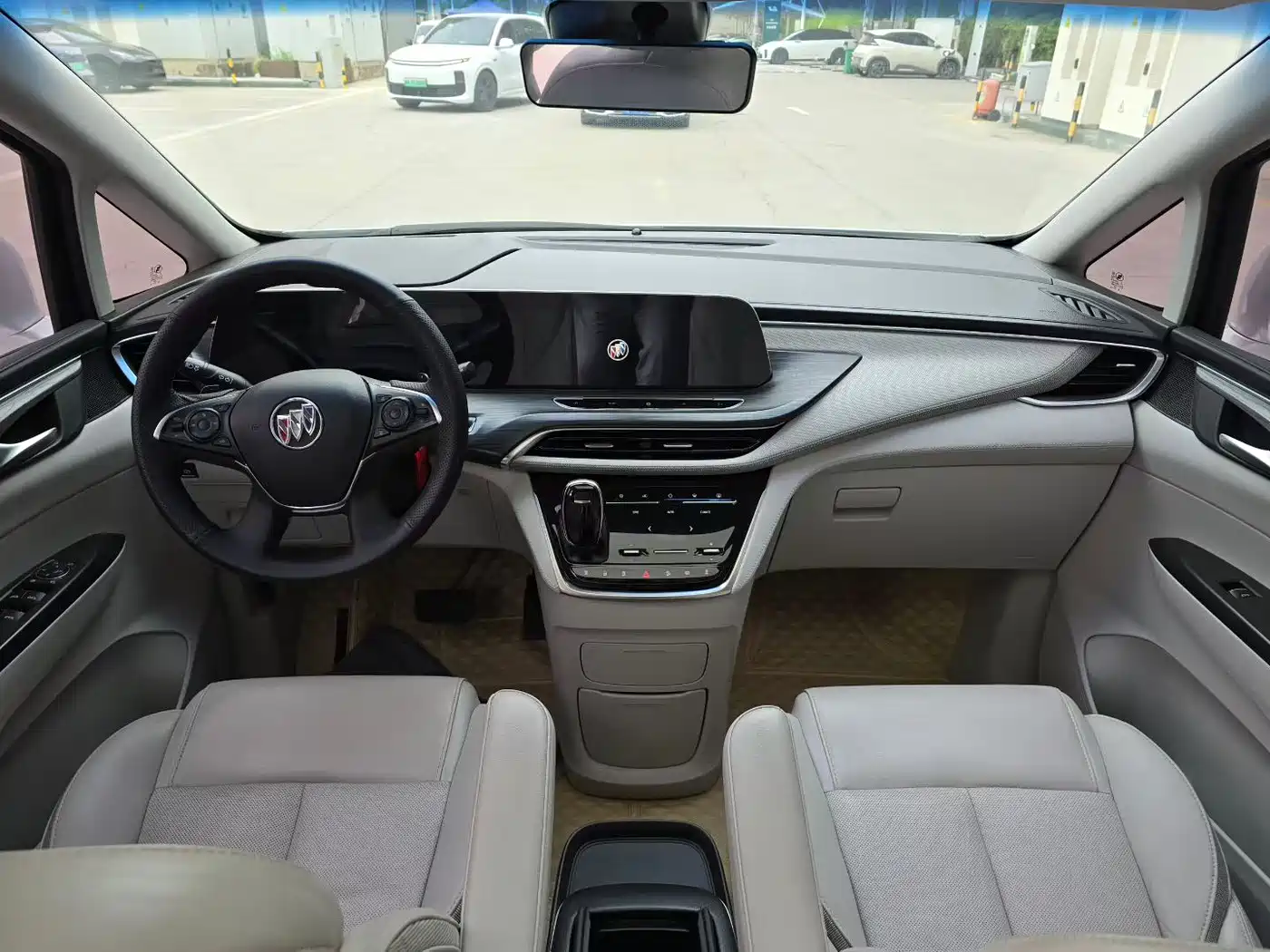 Buick GL8 2023 ES Landmaster Exclusive Harmony Edition фото 6