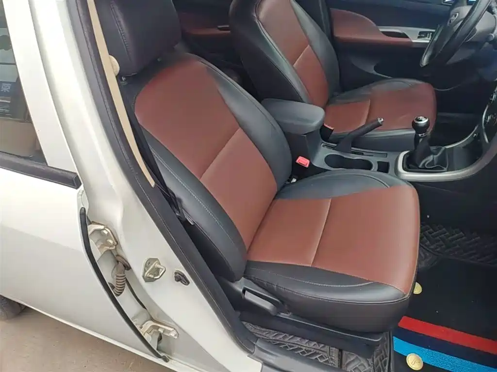BYD F3 2015 Energy-saving Edition 1.5L Manual Comfort фото 25