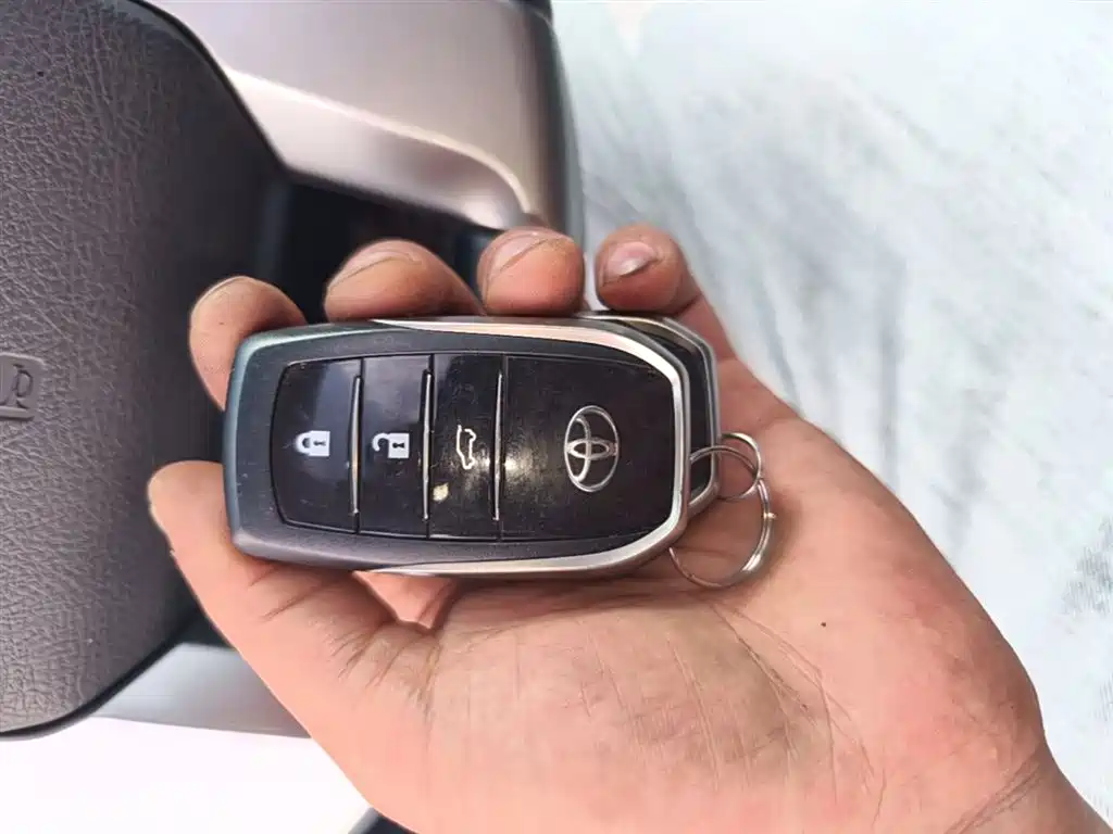 Toyota Prado 2016 3.5L Auto TX-L фото 9