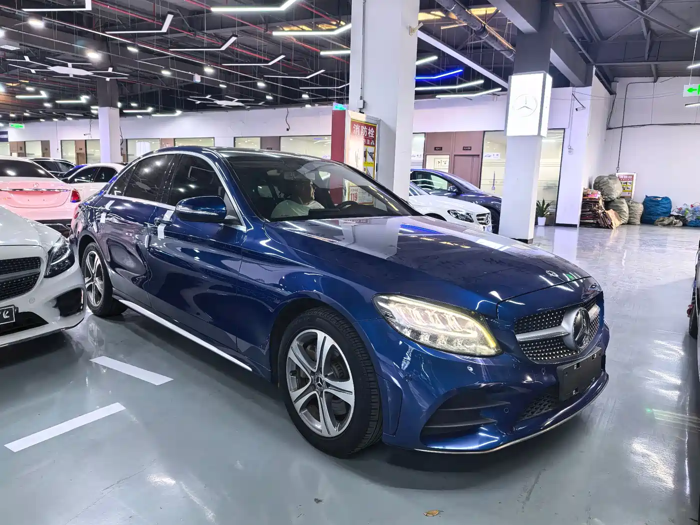 Mercedes-Benz C-Class 2019 C 260 L Sport фото 3