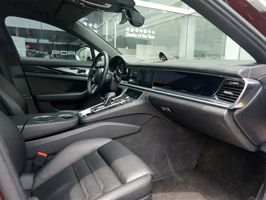Porsche Panamera 2017 Panamera Executive Long Wheelbase 3.0T фото 10