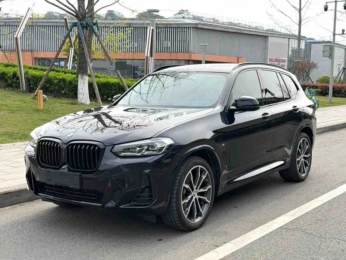 BMW X3 2022 xDrive30i Leading M Night Package