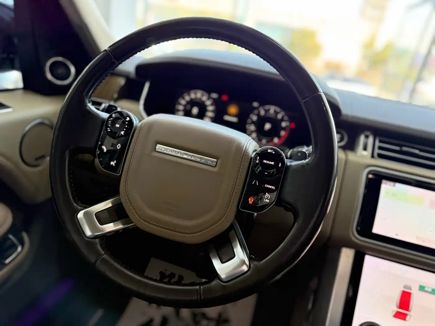 Land Rover Range Rover 2019 3.0 SCV6 Heritage Edition фото 7