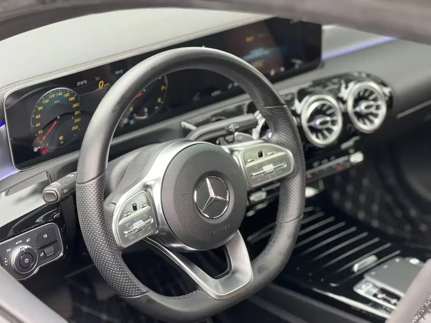 Mercedes-Benz A-Class 2020 A 220 L 4MATIC Sport Sedan фото 11