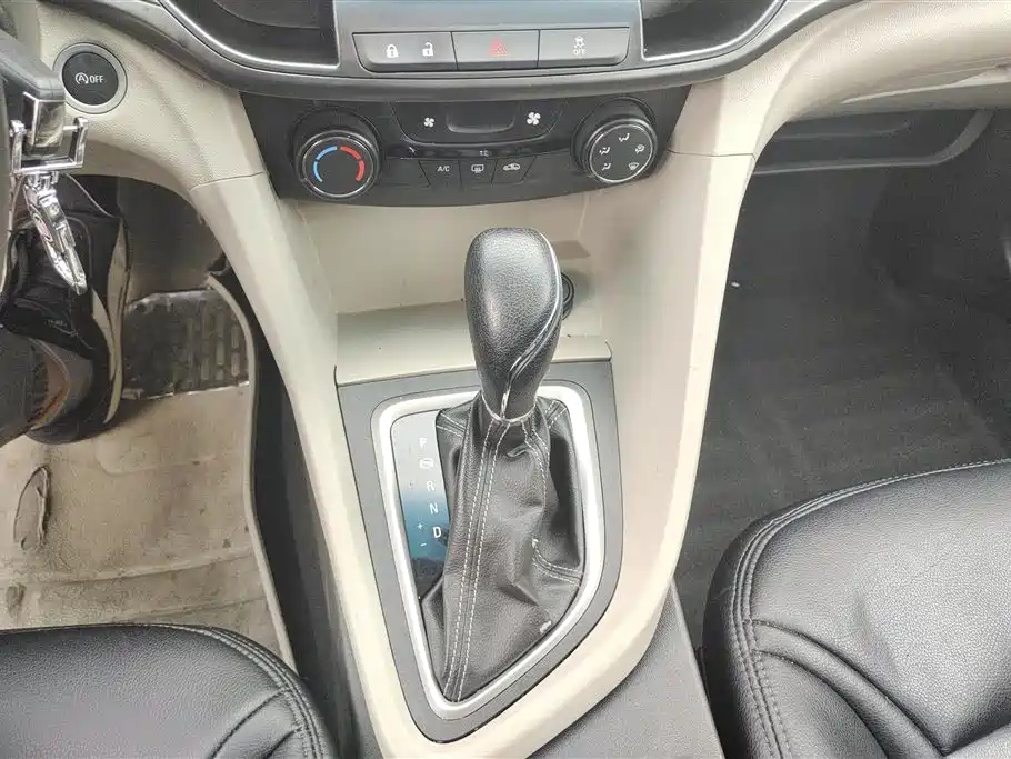 Buick Excelle 2015 15N Automatic Elite фото 16