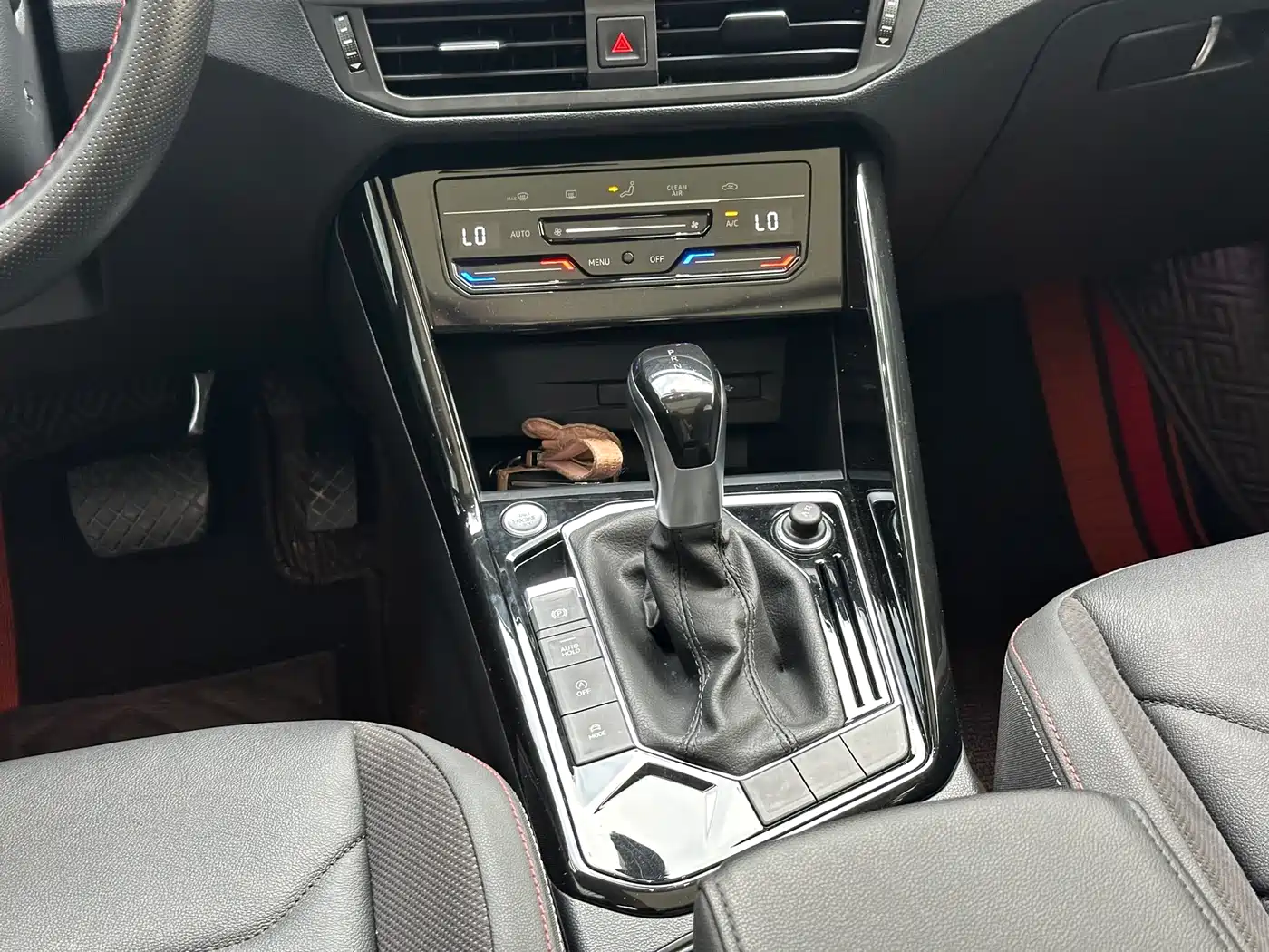 Volkswagen Tayron 2021 330TSI 2WD 3rd Anniversary Limited Edition фото 15