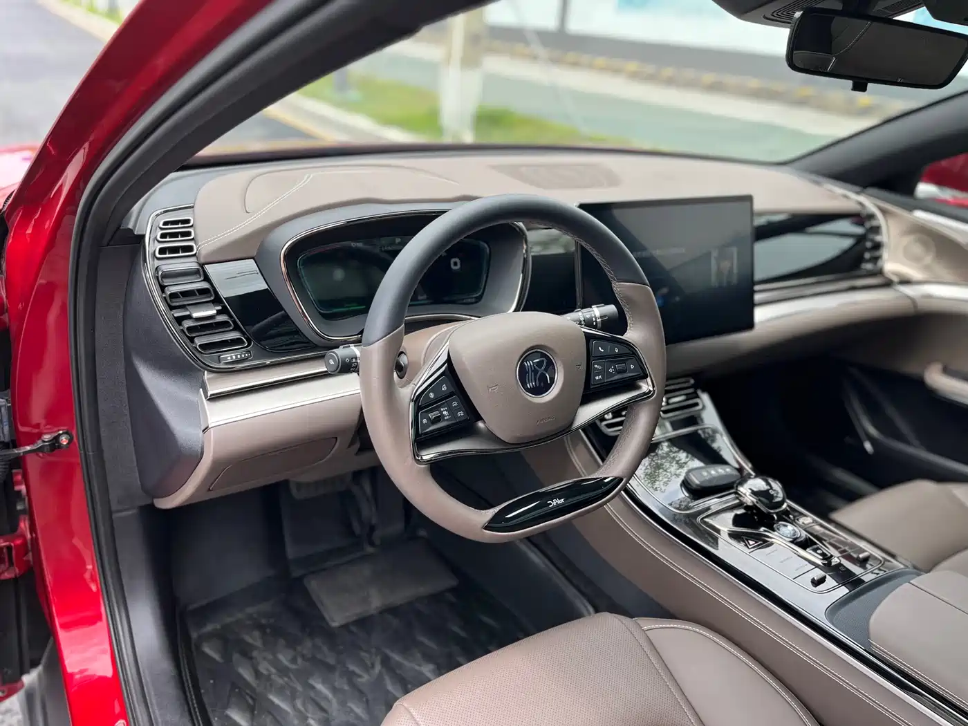BYD Han 2020 EV Extended Range Luxury фото 10