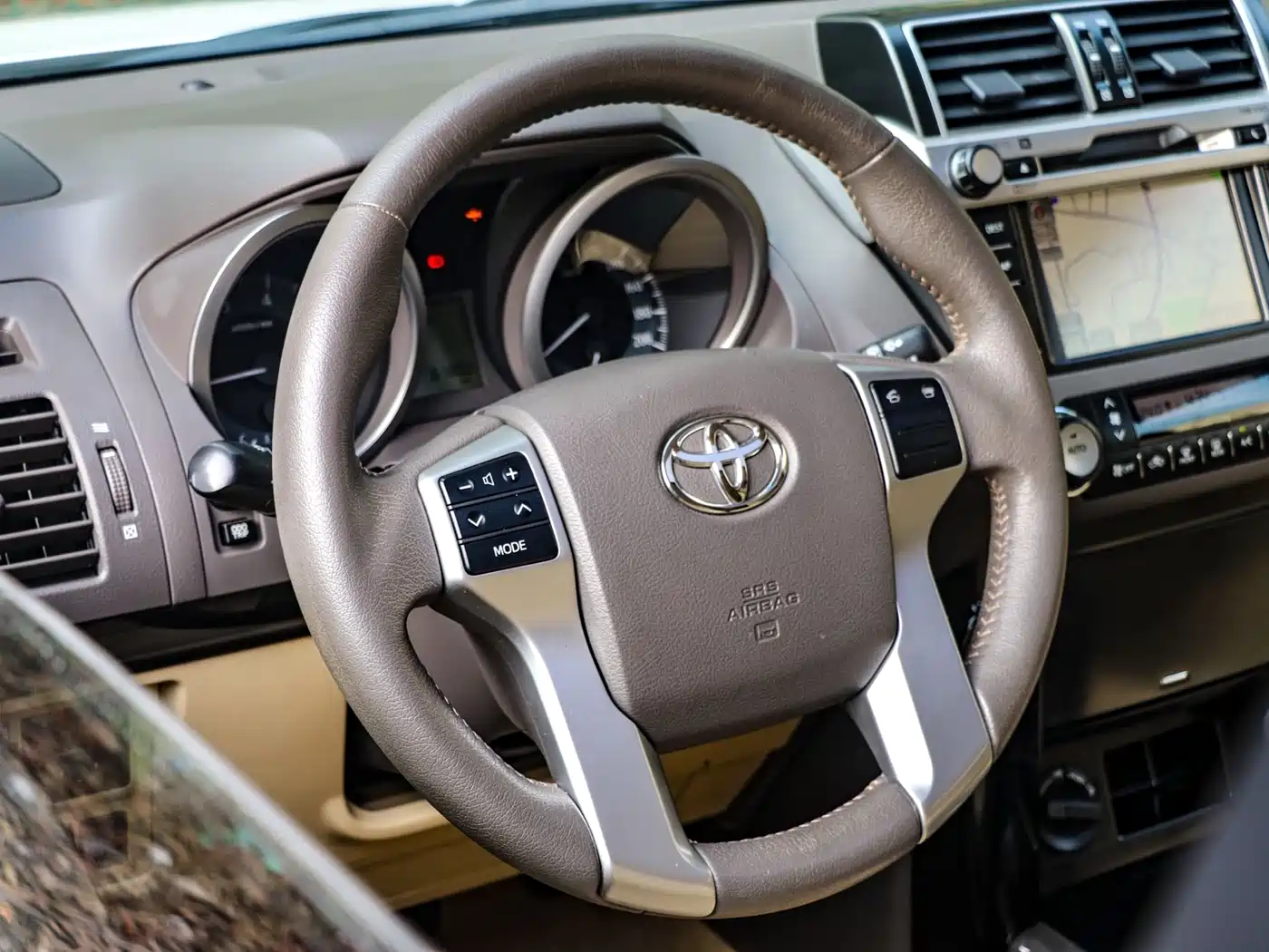 Toyota Prado (Import) 2014 2.7L Automatic Luxury фото 13