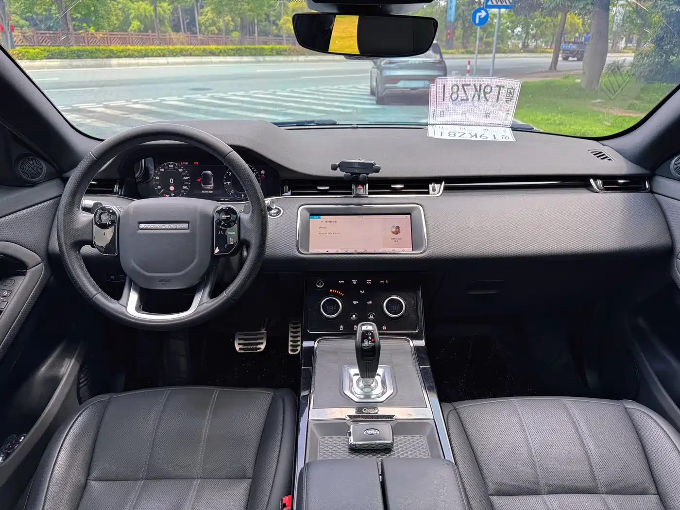 Land Rover Range Rover Evoque 2020 249PS R-DYNAMIC S Sport Edition фото 10