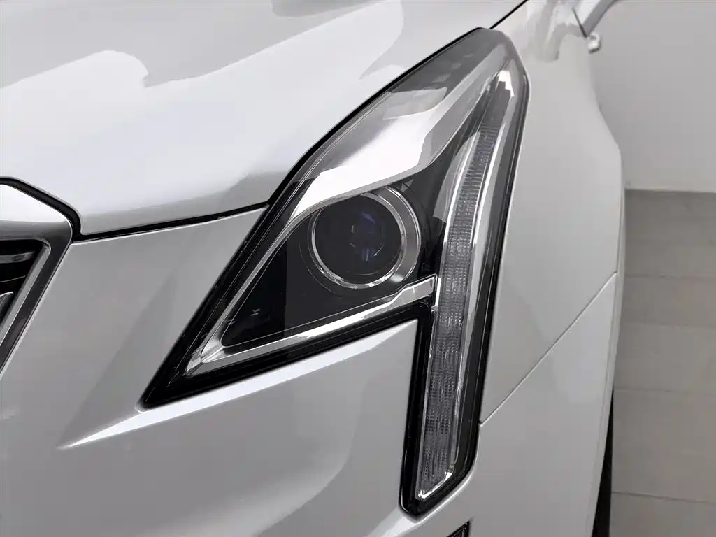 Cadillac XT5 2018 25T Luxury фото 7