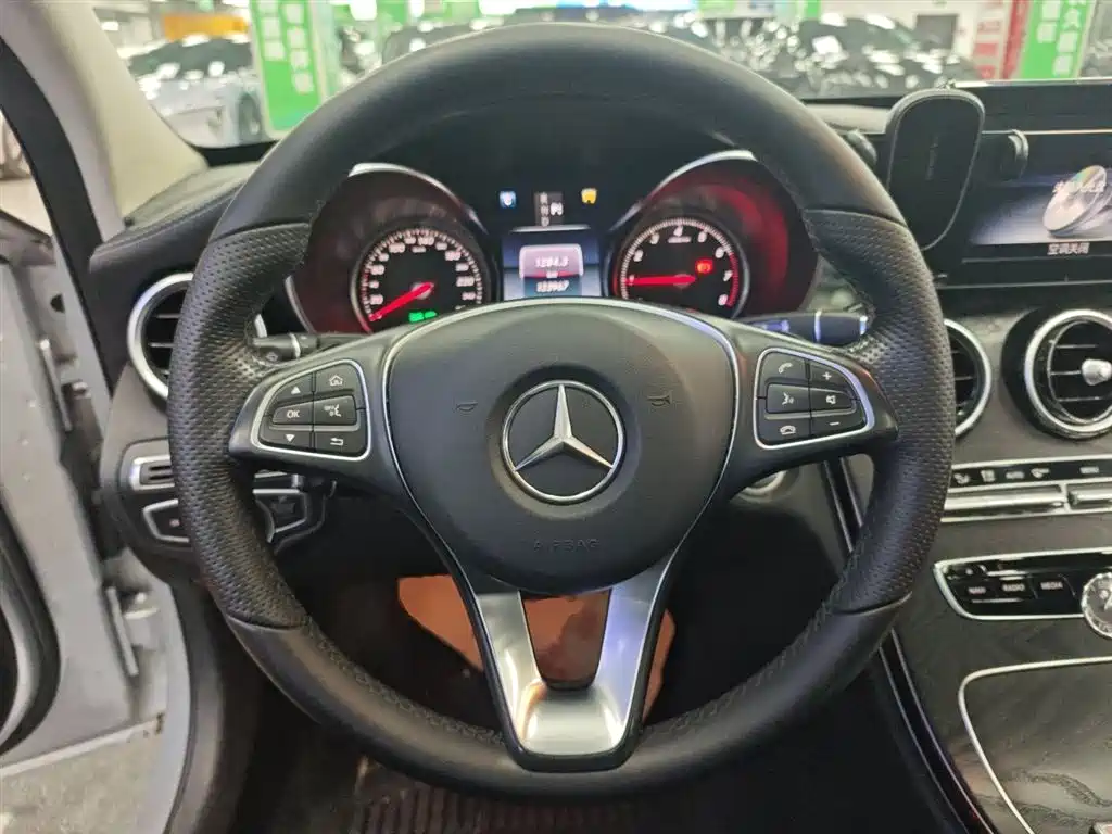 Mercedes-Benz C-Class 2016 C 200 L Sport фото 7