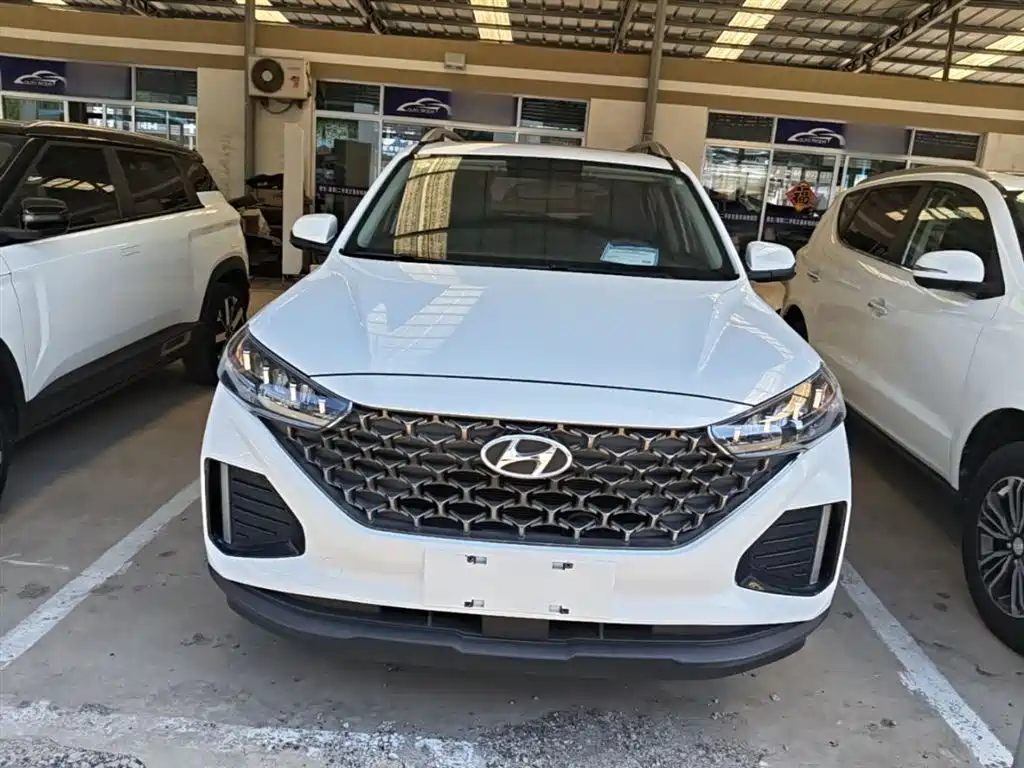 Hyundai Beijing Hyundai ix35 2021 2.0L Automatic 2WD GLS Leading Edition фото 3