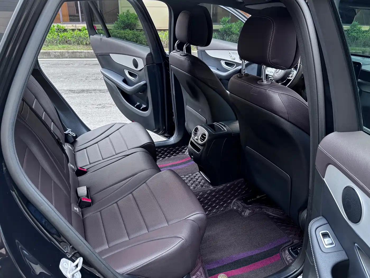 Mercedes-Benz GLC 2021 GLC 260 L 4MATIC Sporty фото 11