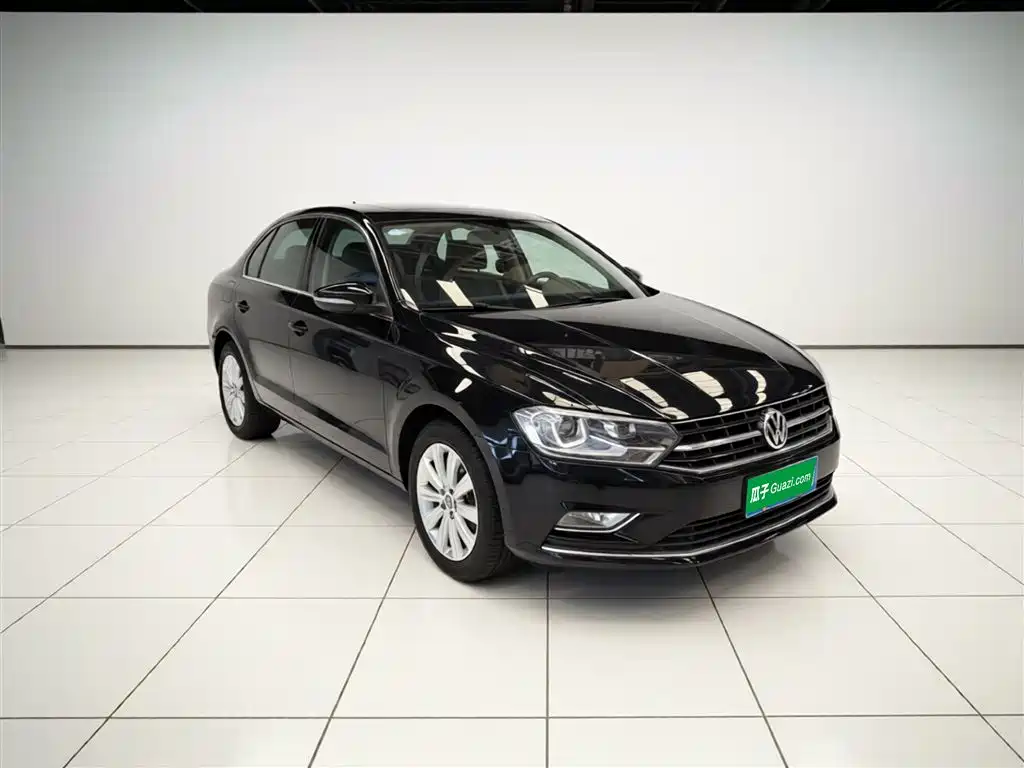Volkswagen Bora 2018 1.5L Automatic Comfort фото 4