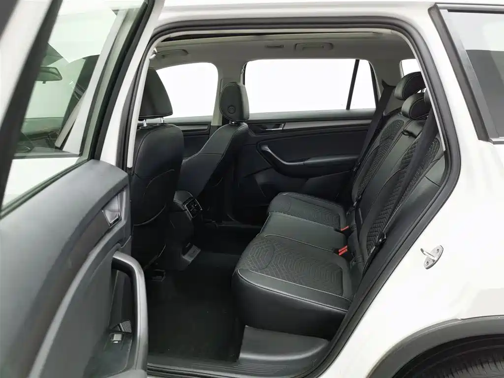 Škoda Kodiaq 2019 Facelift TSI330 5-seat 2WD Comfort China VI фото 15