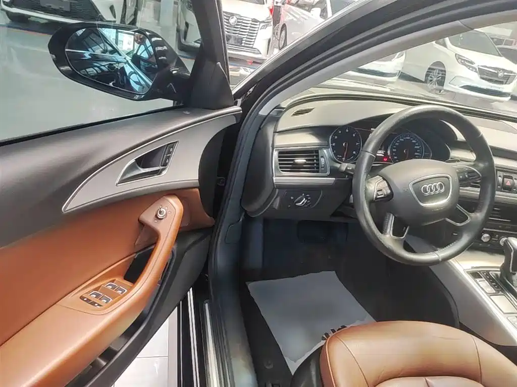 Audi A6L 2018 30th Anniversary 35 TFSI Fashion фото 16