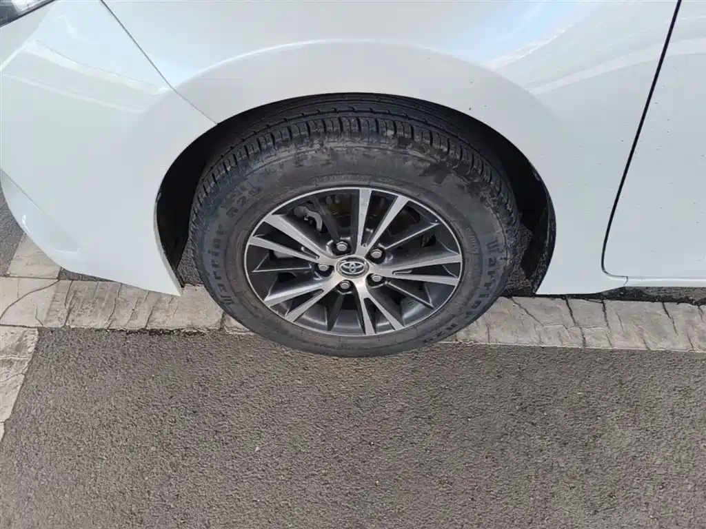 Toyota Levin 2014 1.6G CVT Elite Edition фото 23