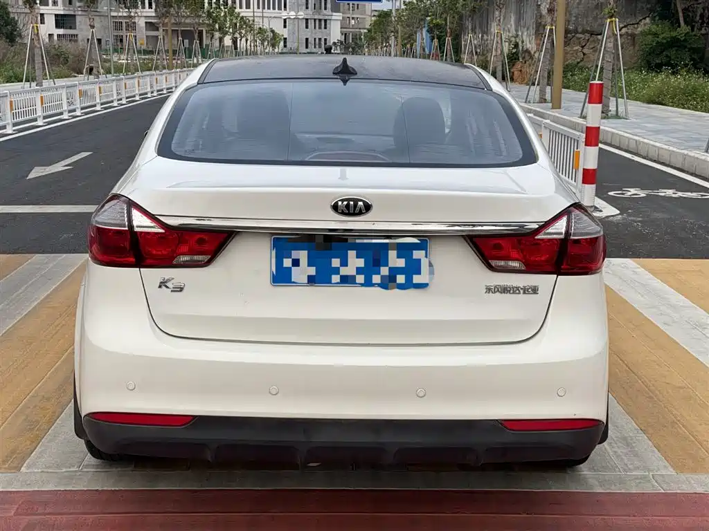 Kia K3 2016 1.6L Automatic GL фото 13