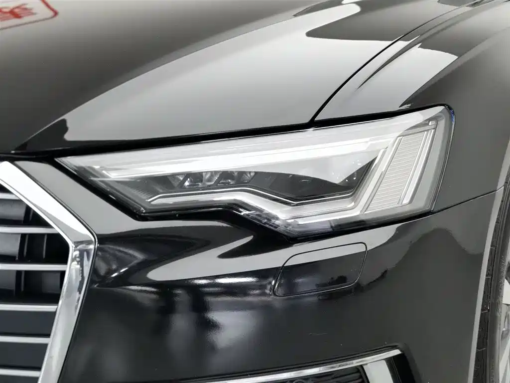 Audi A6L 2021 45 TFSI Exclusive Elegance фото 7