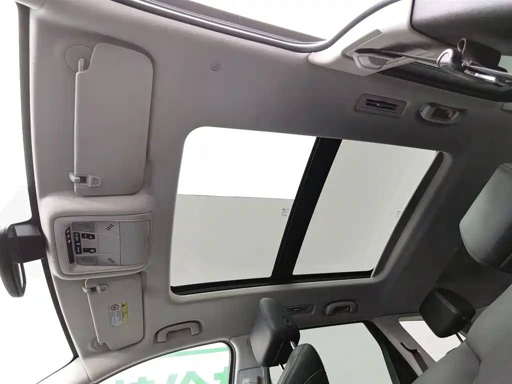 Buick Enclave 2020 28T 4WD Premium Model фото 14