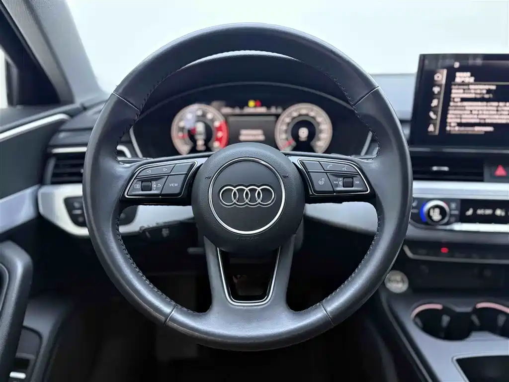 Audi A4L 2022 40 TFSI Luxury Dynamic фото 24