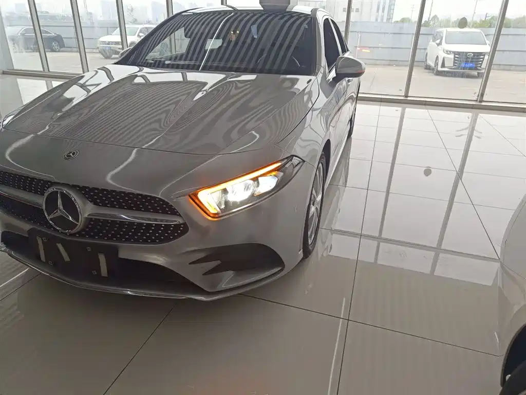Mercedes-Benz A-Class 2020 A 200 L Sport Sedan фото 24