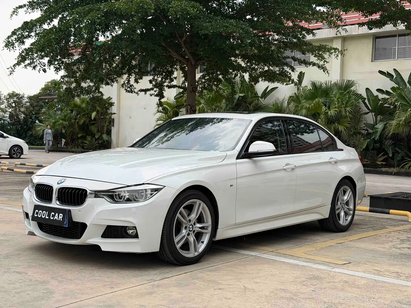 BMW 3 Series 2018 320Li Leading M Sport Package