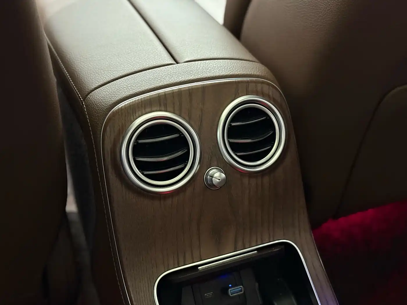 Mercedes-Benz E-Class 2022 E 300 L Luxury фото 13