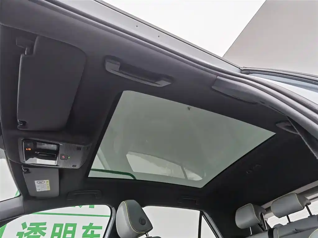 Volkswagen ID.3 2023 Ultimate Smart Edition фото 14